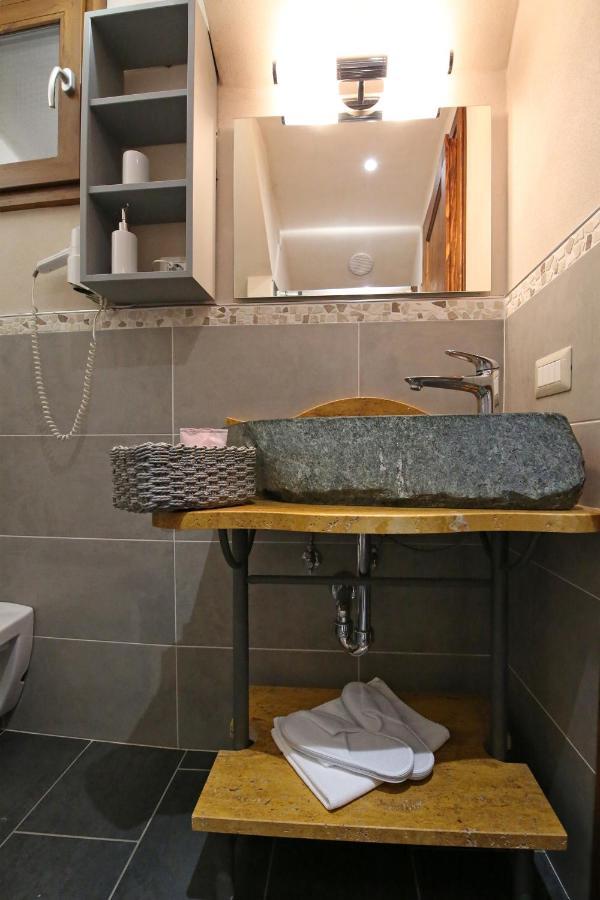 Mella -la Corte - At The With Parking Apartamento Bellagio