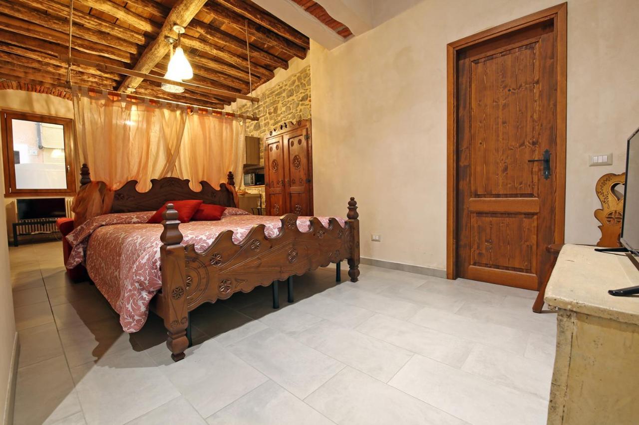 Mella -la Corte - At The With Parking Apartamento Bellagio